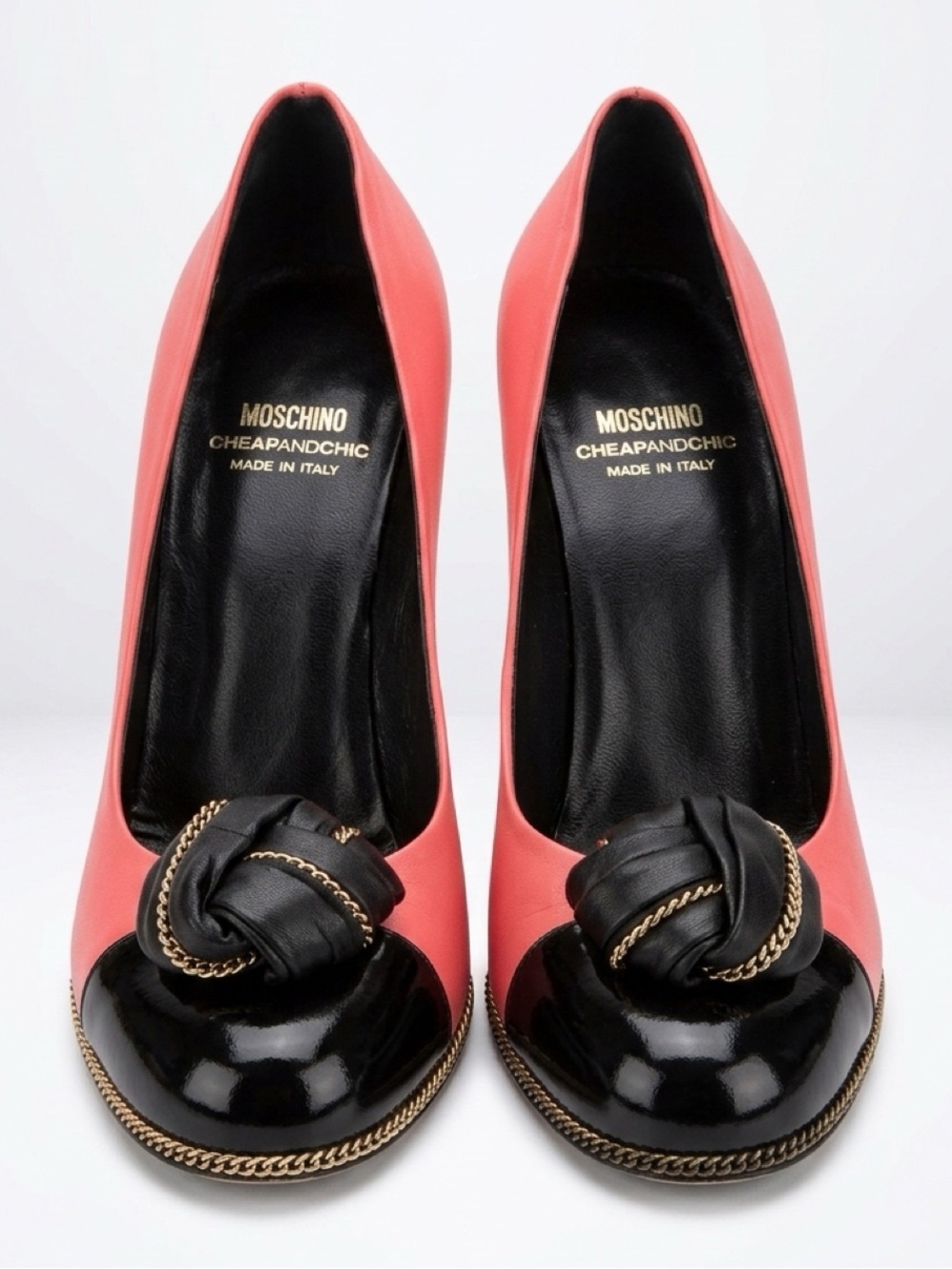 Moschino Cheap&Chic Coral Cap Toe pumps, leather/chain accent, 37, EUC